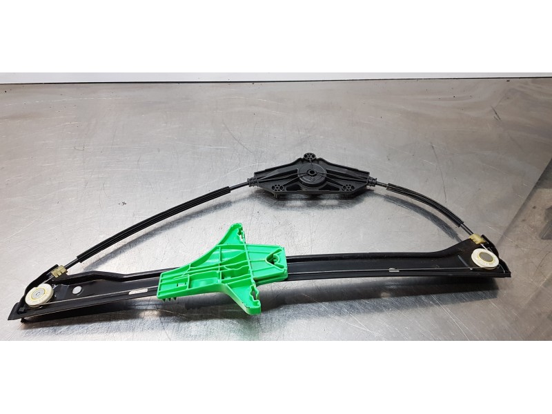 Recambio de elevalunas trasero izquierdo para volkswagen golf vii sportsvan edition bluemotion tech referencia OEM IAM 510839461 Recambio de elevalunas trasero izquierdo para volkswagen golf vii sportsvan edition bluemotion tech referencia OEM IAM 510839461