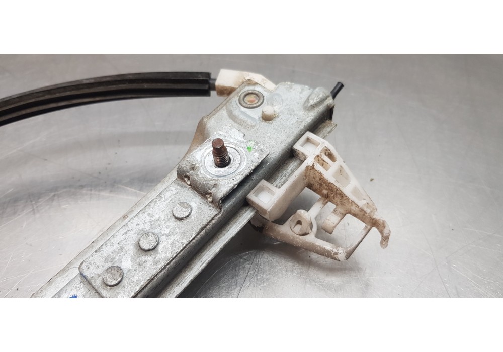 Recambio de elevalunas delantero derecho para citroen xsara picasso 1.6 hdi 110 satisfaction referencia OEM IAM 9222F9  