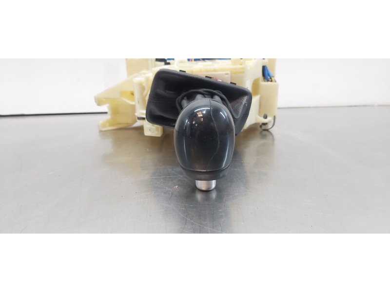 Recambio de palanca cambio para kia carens ( ) drive referencia OEM IAM 46700A4800  