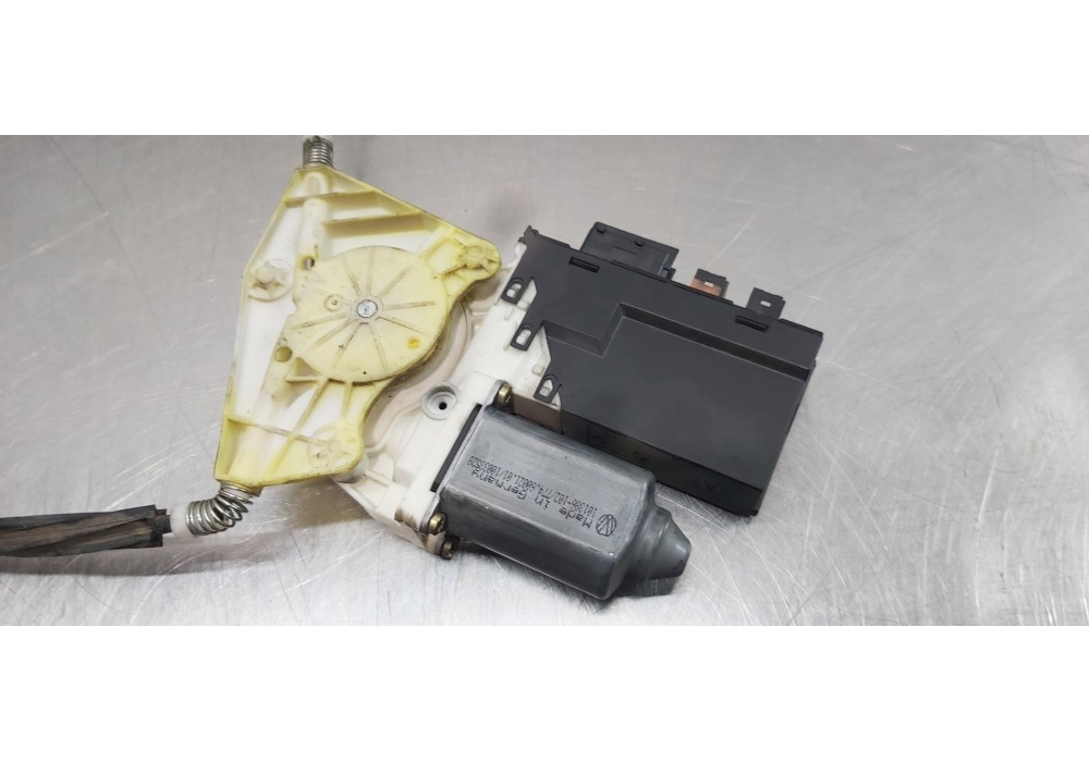 Recambio de elevalunas delantero izquierdo para citroen c5 berlina 2.2 hdi exclusive automático referencia OEM IAM 9221P7  