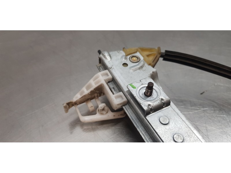 Recambio de elevalunas delantero derecho para citroen xsara picasso 1.6 hdi 110 satisfaction referencia OEM IAM 9222F9  