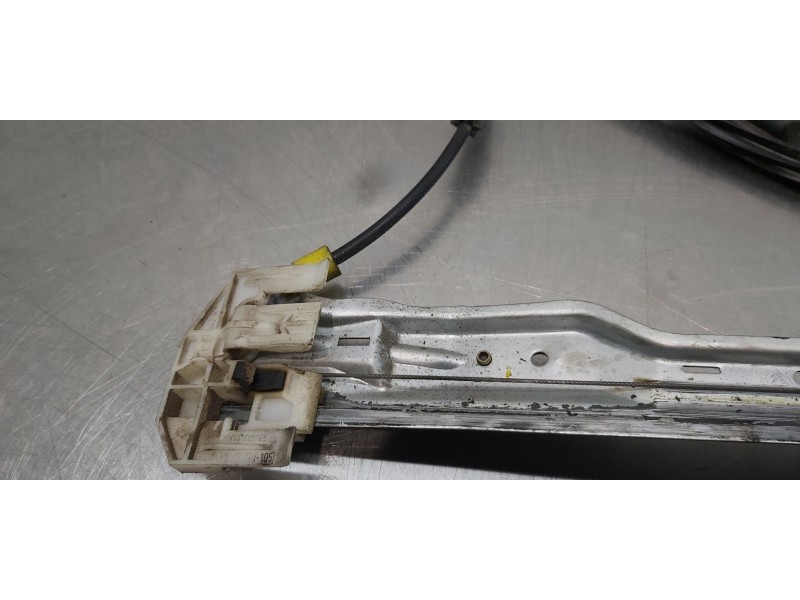 Recambio de elevalunas delantero izquierdo para citroen c5 berlina 2.2 hdi exclusive automático referencia OEM IAM 9221P7  