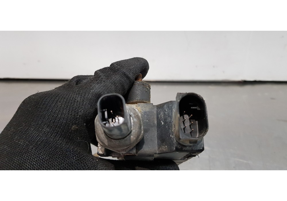 Recambio de valvula aire adicional para mercedes clase s (w220) berlina 430 (220.070) referencia OEM IAM A2203200258  