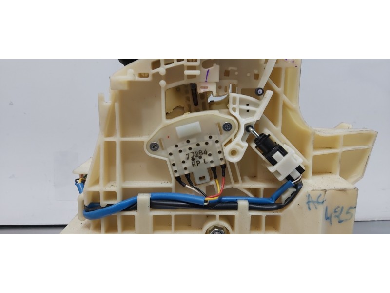 Recambio de palanca cambio para kia carens ( ) drive referencia OEM IAM 46700A4800  