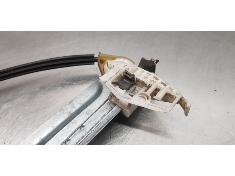 Recambio de elevalunas delantero derecho para citroen xsara picasso 1.6 hdi 110 satisfaction referencia OEM IAM 9222F9  