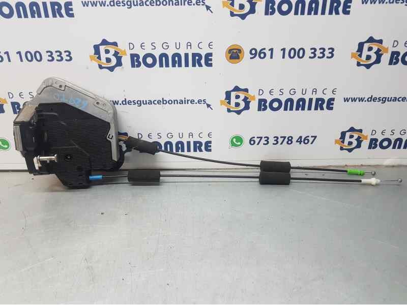 Recambio de cerradura puerta trasera derecha para lexus rx 350 referencia OEM IAM 6905033111  