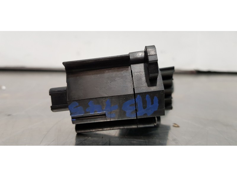 Recambio de mando volante para mercedes clase s (w220) berlina 430 (220.070) referencia OEM IAM A2205450022  