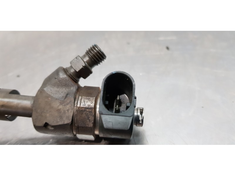 Recambio de inyector para mercedes clase clk (w209) coupe 270 cdi (209.316) referencia OEM IAM A6110701787  