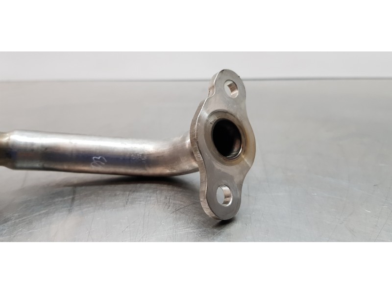 Recambio de tubo para toyota corolla (e21) hybrid active referencia OEM IAM 2561037020  