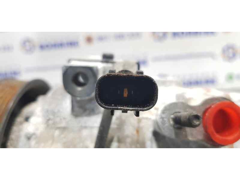 Recambio de compresor aire acondicionado para hyundai tucson 25 aniversario 4x2 referencia OEM IAM F500NFFEA02  