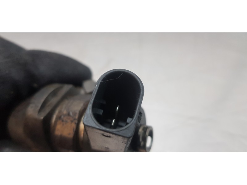 Recambio de inyector para bmw serie 1 berlina (e81/e87) 118d referencia OEM IAM 7798446   Recambio de inyector para bmw serie 1 berlina (e81/e87) 118d referencia OEM IAM 7798446