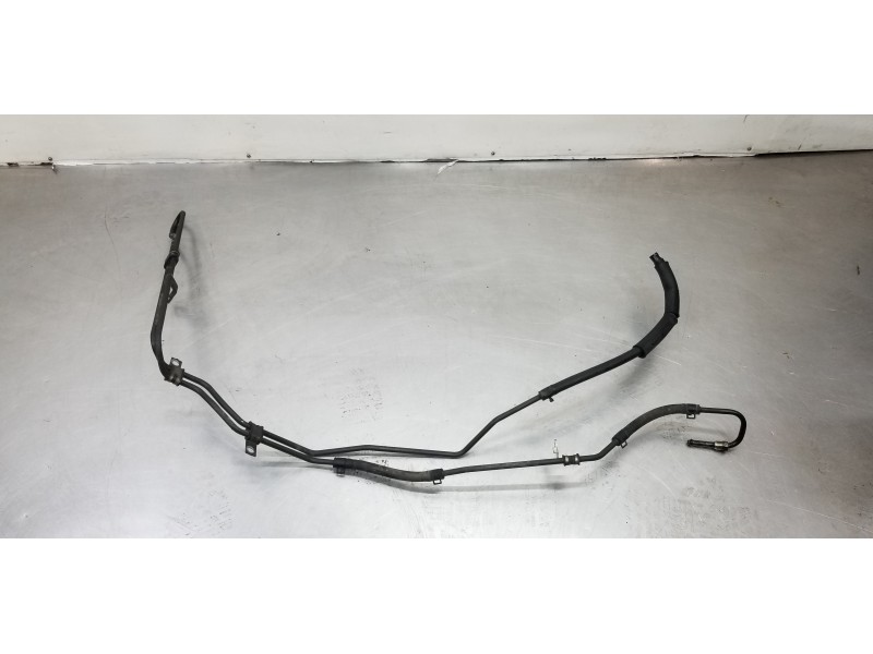 Recambio de tubo presion direccion asistida para ssangyong rodius xdi referencia OEM IAM 4786021050  