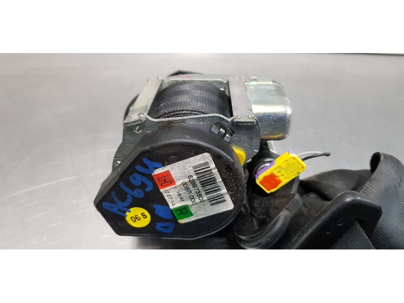 Recambio de cinturon seguridad delantero derecho para skoda suberb (3t4) ambition referencia OEM IAM 3T1857702ARAA   Recambio de cinturon seguridad delantero derecho para skoda suberb (3t4) ambition referencia OEM IAM 3T1857702ARAA