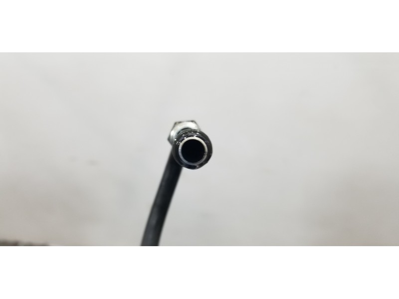 Recambio de tubo presion direccion asistida para ssangyong rodius xdi referencia OEM IAM 4786021050  