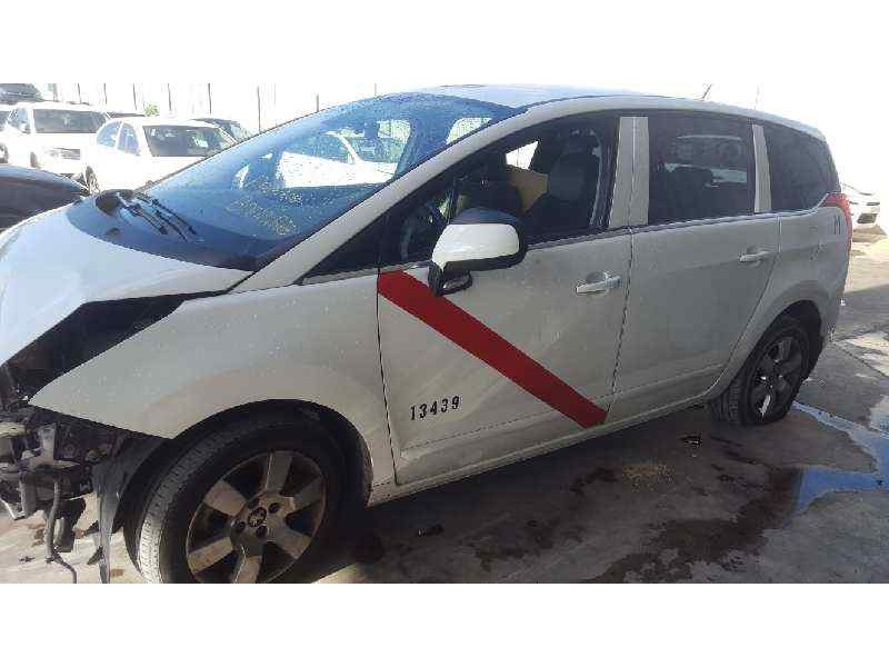 peugeot 5008 del año 2015