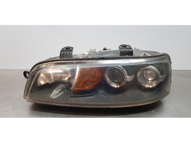 Recambio de faro izquierdo para fiat punto berlina (188) 1.2 8v active referencia OEM IAM 51712397   Recambio de faro izquierdo para fiat punto berlina (188) 1.2 8v active referencia OEM IAM 51712397