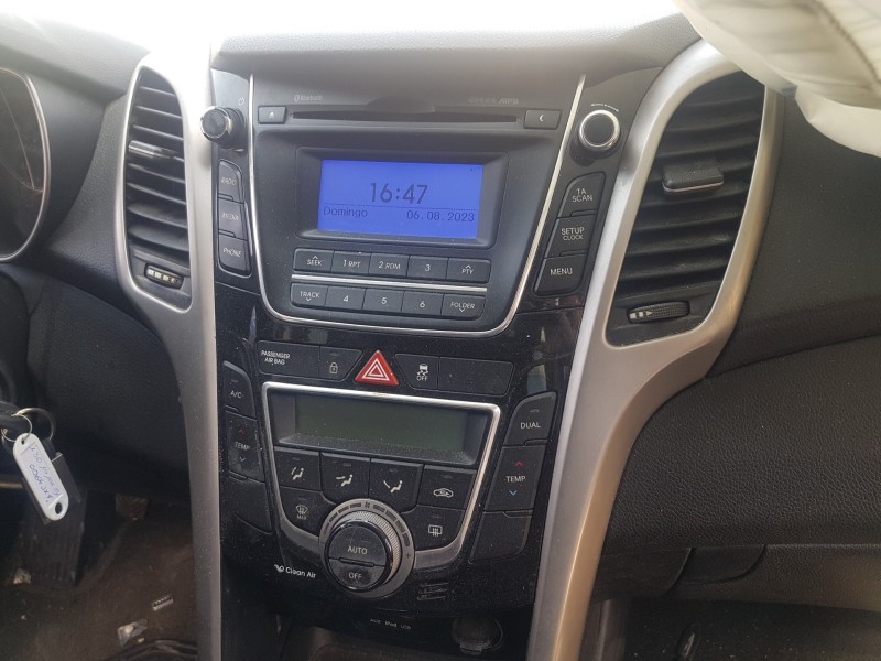 Recambio de sistema audio / radio cd para hyundai i30 (gd) klass bluedrive referencia OEM IAM 96170A610GU  