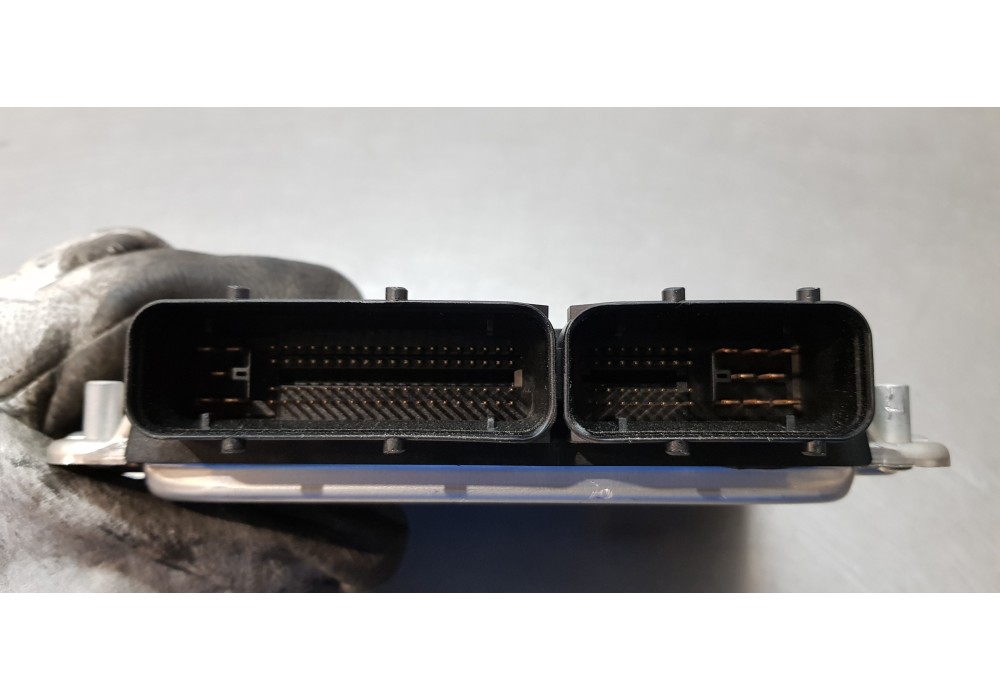 Recambio de centralita motor uce para audi a4 avant (8e) 1.9 tdi (96kw) referencia OEM IAM 038906019JQ  