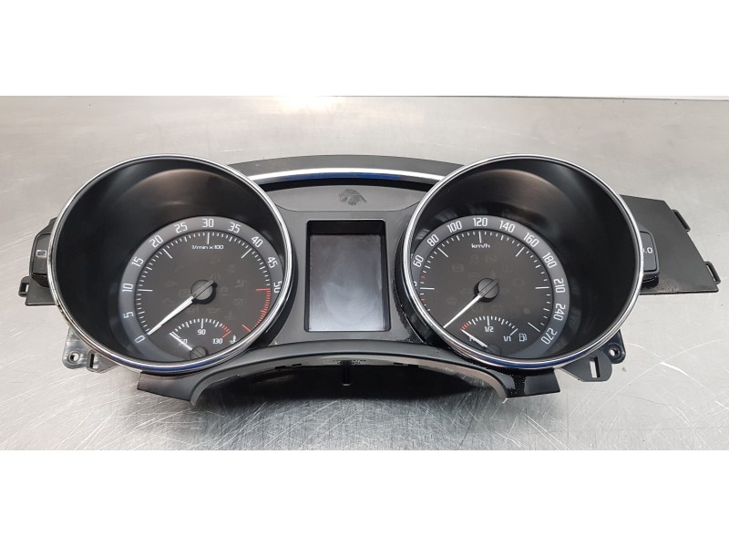 Recambio de cuadro instrumentos para skoda suberb (3t4) ambition referencia OEM IAM 3T1920841M   Recambio de cuadro instrumentos para skoda suberb (3t4) ambition referencia OEM IAM 3T1920841M