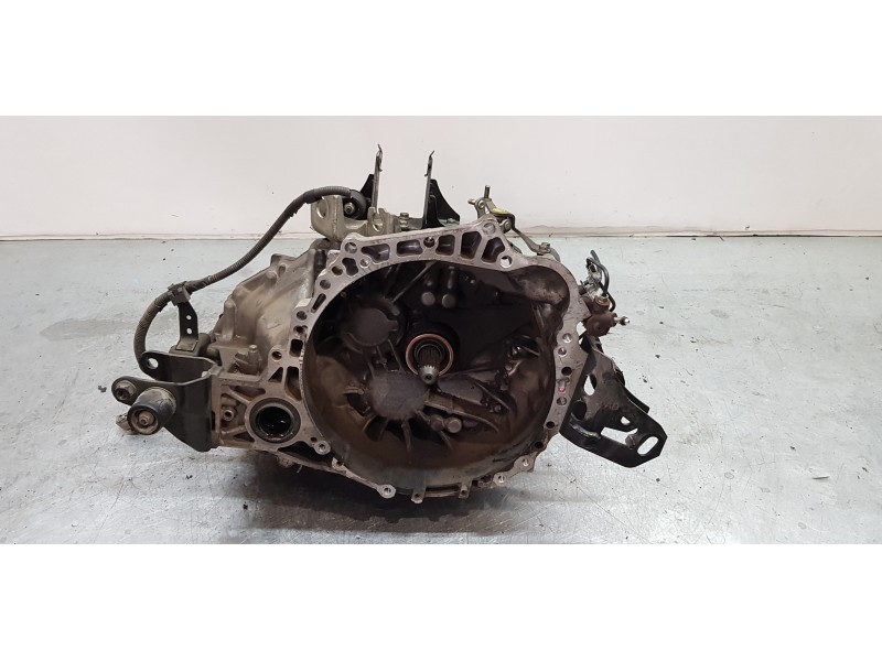 Recambio de caja cambios para toyota avensis (t27) executive referencia OEM IAM 3030020B00   Recambio de caja cambios para toyota avensis (t27) executive referencia OEM IAM 3030020B00