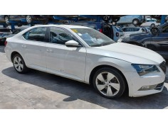 skoda superb (3v3) del año 2015 2