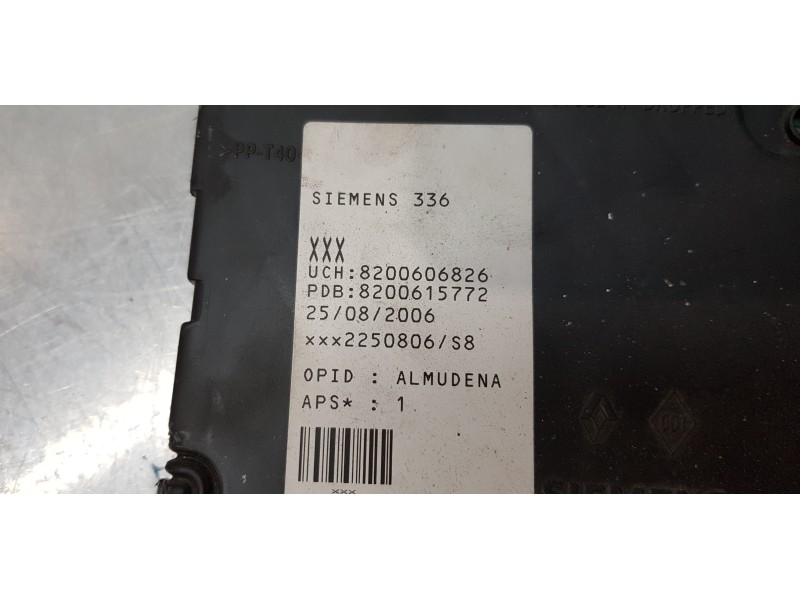 Recambio de modulo electronico para renault megane ii berlina 3p authentique referencia OEM IAM 8200606826  