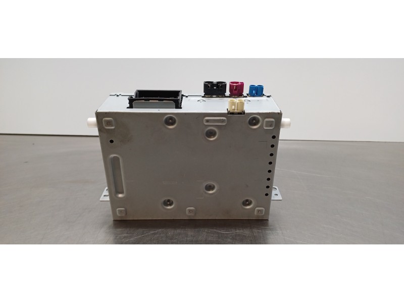 Recambio de sistema audio / radio cd para land rover discovery sport pure referencia OEM IAM HX6318K812BC  