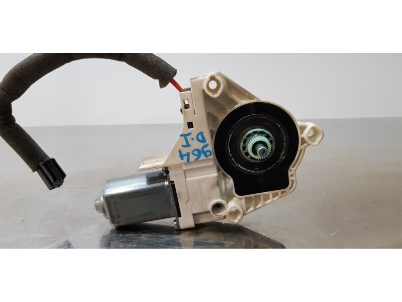 Recambio de motor elevalunas delantero izquierdo para skoda superb combi (3t5) active referencia OEM IAM 8K0959801A   Recambio de motor elevalunas delantero izquierdo para skoda superb combi (3t5) active referencia OEM IAM 8K0959801A