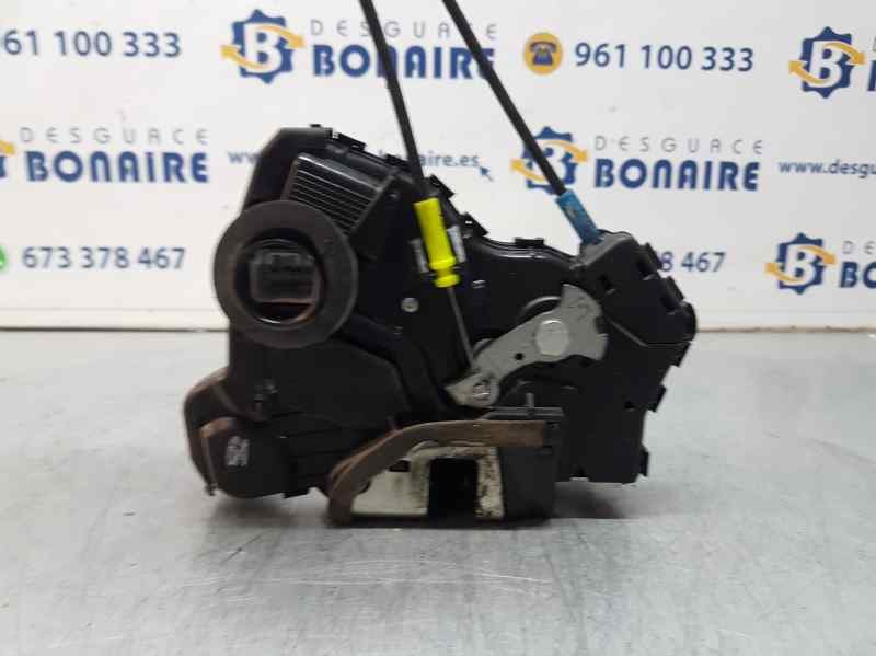 Recambio de cerradura puerta delantera izquierda para toyota avensis (t27) advance referencia OEM IAM 6904002210   Recambio de cerradura puerta delantera izquierda para toyota avensis (t27) advance referencia OEM IAM 6904002210