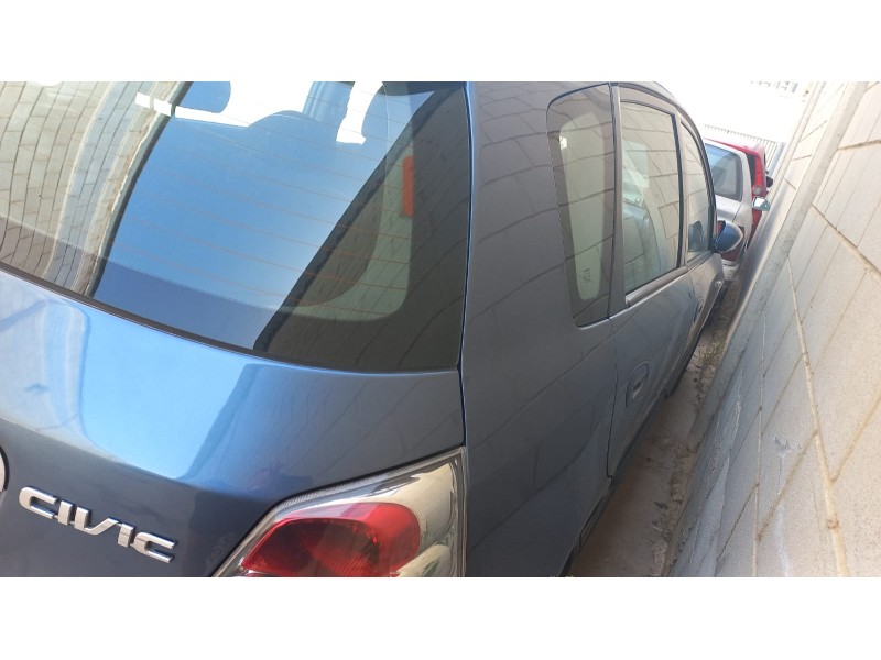 honda civic berlina 3 (ep1/2) del año 2004