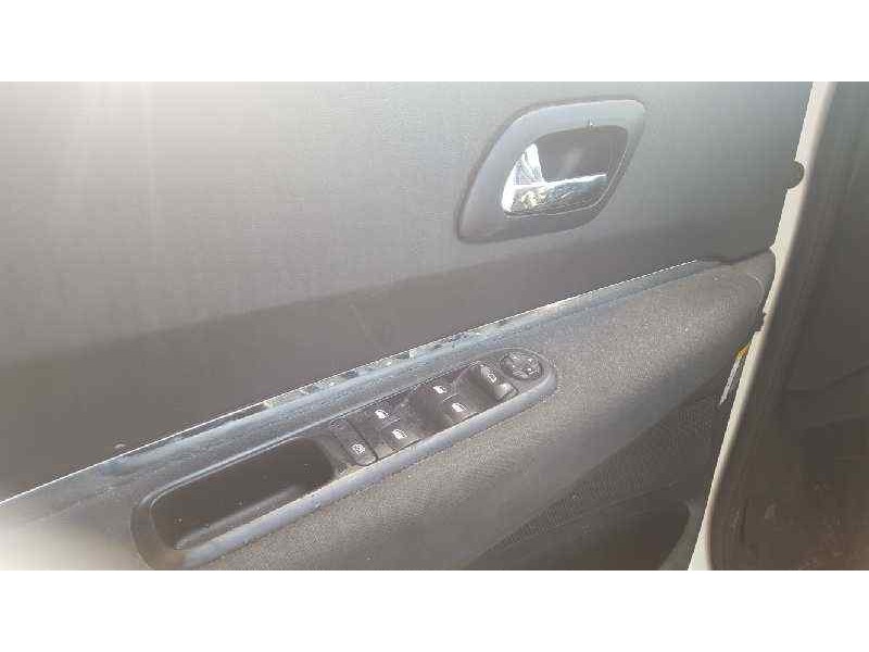 peugeot 5008 del año 2015