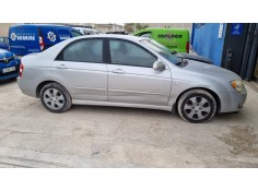 kia cerato del año 2005 2