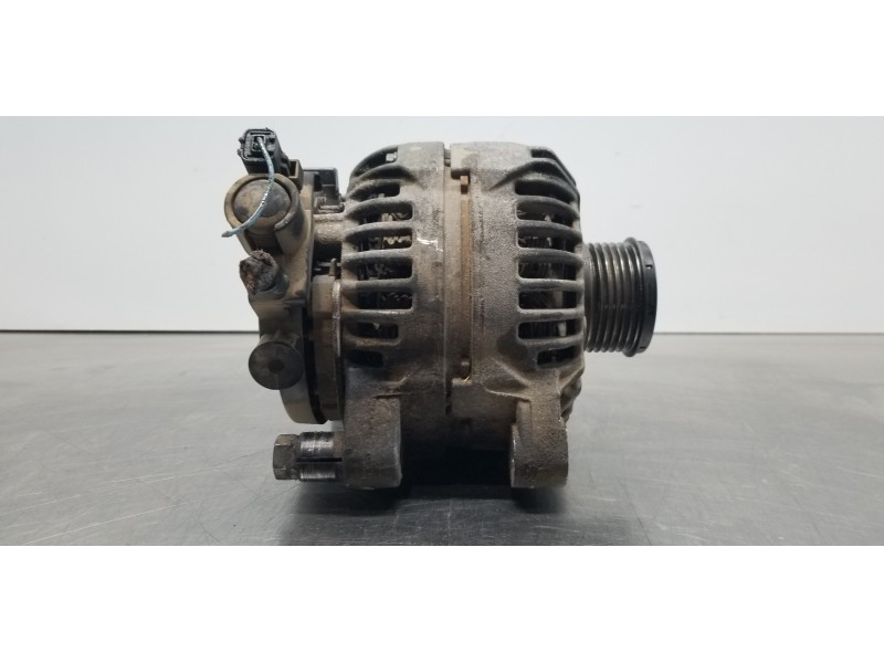 Recambio de alternador para peugeot 307 break / sw (s1) pk referencia OEM IAM 9646321880 0124525035  Recambio de alternador para peugeot 307 break / sw (s1) pk referencia OEM IAM 9646321880 0124525035