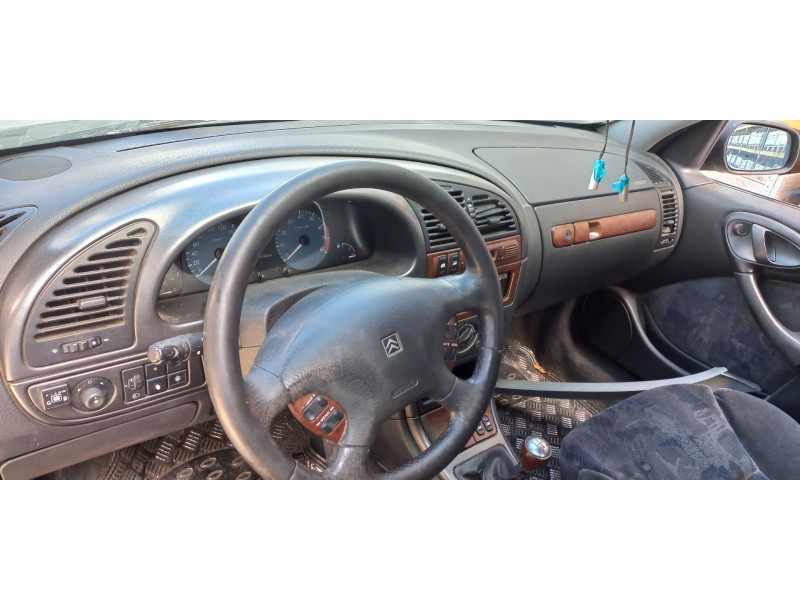 citroen xsara berlina del año 2000