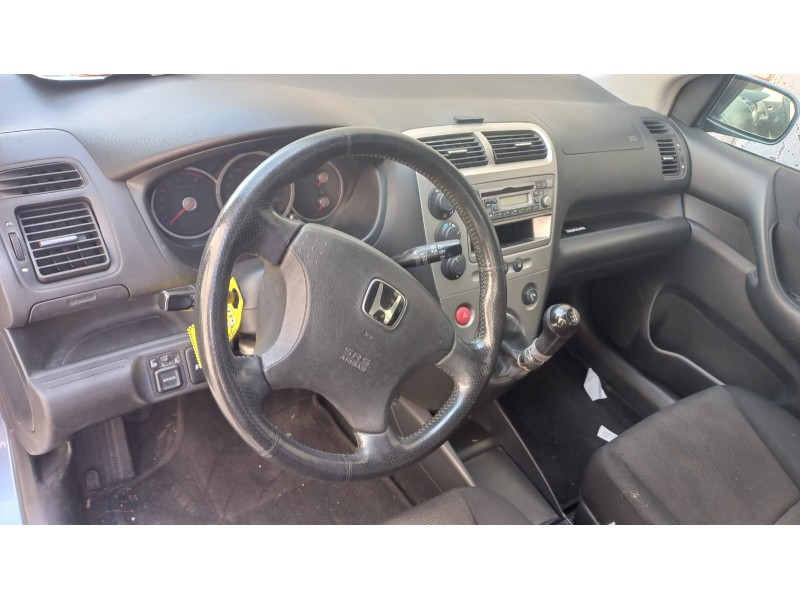 honda civic berlina 3 (ep1/2) del año 2004