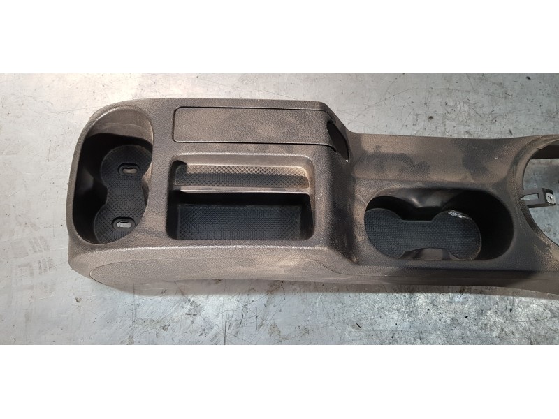 Recambio de apoyabrazos central para volkswagen caddy furgón/kombi furgón bmt referencia OEM IAM 2K0863241   Recambio de apoyabrazos central para volkswagen caddy furgón/kombi furgón bmt referencia OEM IAM 2K0863241