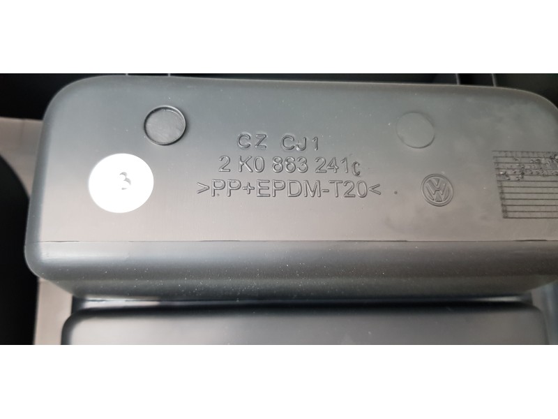 Recambio de apoyabrazos central para volkswagen caddy furgón/kombi furgón bmt referencia OEM IAM 2K0863241   Recambio de apoyabrazos central para volkswagen caddy furgón/kombi furgón bmt referencia OEM IAM 2K0863241