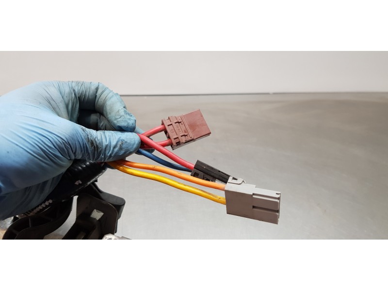 Recambio de antirrobo para peugeot partner (s1) combispace referencia OEM IAM 4162W4   Recambio de antirrobo para peugeot partner (s1) combispace referencia OEM IAM 4162W4