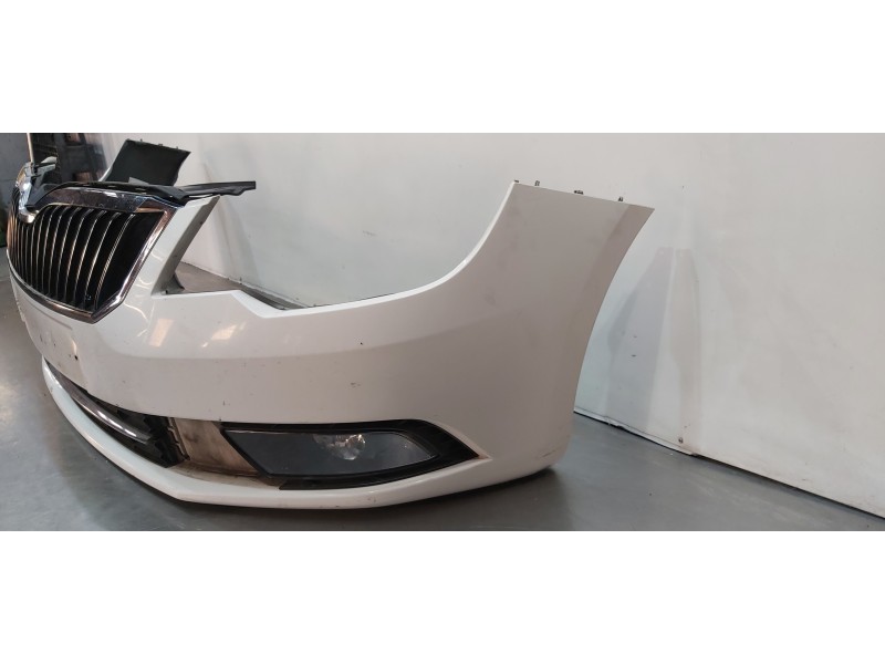 Recambio de paragolpes delantero para skoda suberb (3t4) ambition referencia OEM IAM 3T0807221K   Recambio de paragolpes delantero para skoda suberb (3t4) ambition referencia OEM IAM 3T0807221K