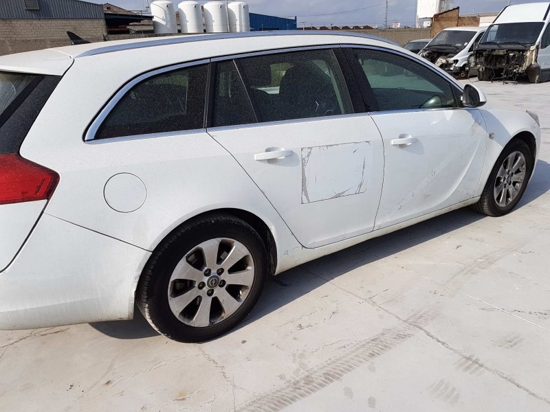 opel insignia sports tourer del año 2011