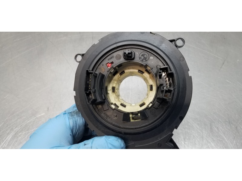 Recambio de anillo airbag para bmw serie 5 berlina (e60) 520d referencia OEM IAM 61316976394 6976394  Recambio de anillo airbag para bmw serie 5 berlina (e60) 520d referencia OEM IAM 61316976394 6976394