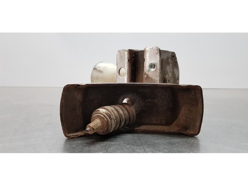 Recambio de soporte rueda repuesto para ssangyong rexton rx 270 full referencia OEM IAM 4084005051   Recambio de soporte rueda repuesto para ssangyong rexton rx 270 full referencia OEM IAM 4084005051