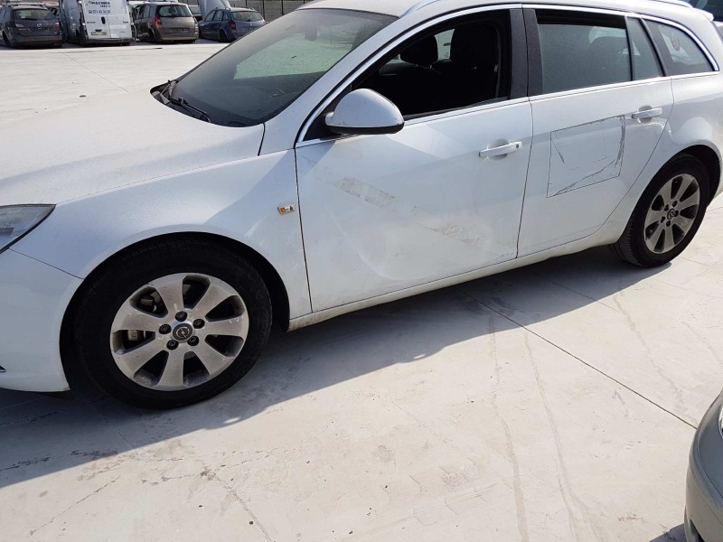 opel insignia sports tourer del año 2011