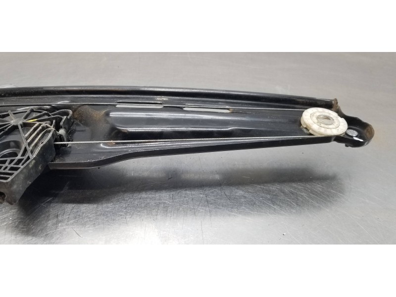 Recambio de elevalunas trasero derecho para bmw x3 (f25) xdrive 20d referencia OEM IAM 51357382138 7258536 