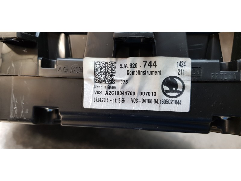 Recambio de cuadro instrumentos para skoda rapid active referencia OEM IAM 5JA920744   Recambio de cuadro instrumentos para skoda rapid active referencia OEM IAM 5JA920744