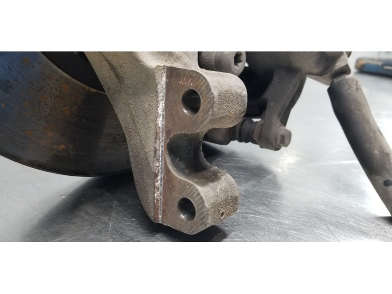 Recambio de mangueta delantera derecha para peugeot 307 break / sw (s1) pk referencia OEM IAM 364796   Recambio de mangueta delantera derecha para peugeot 307 break / sw (s1) pk referencia OEM IAM 364796