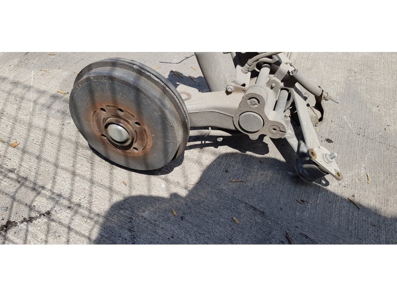 Recambio de puente trasero para peugeot partner (s1) combispace referencia OEM IAM 514883   Recambio de puente trasero para peugeot partner (s1) combispace referencia OEM IAM 514883