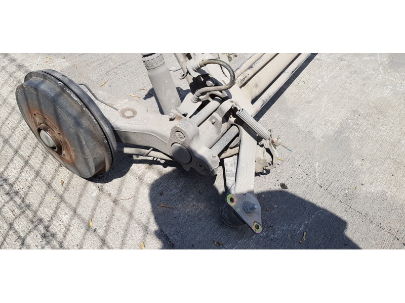 Recambio de puente trasero para peugeot partner (s1) combispace referencia OEM IAM 514883   Recambio de puente trasero para peugeot partner (s1) combispace referencia OEM IAM 514883