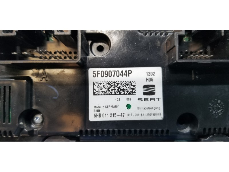 Recambio de mando climatizador para seat leon st (5f8) reference referencia OEM IAM 5F0907044P1QB 5F0907044P  Recambio de mando climatizador para seat leon st (5f8) reference referencia OEM IAM 5F0907044P1QB 5F0907044P