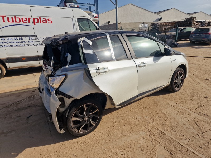 toyota yaris del año 2017